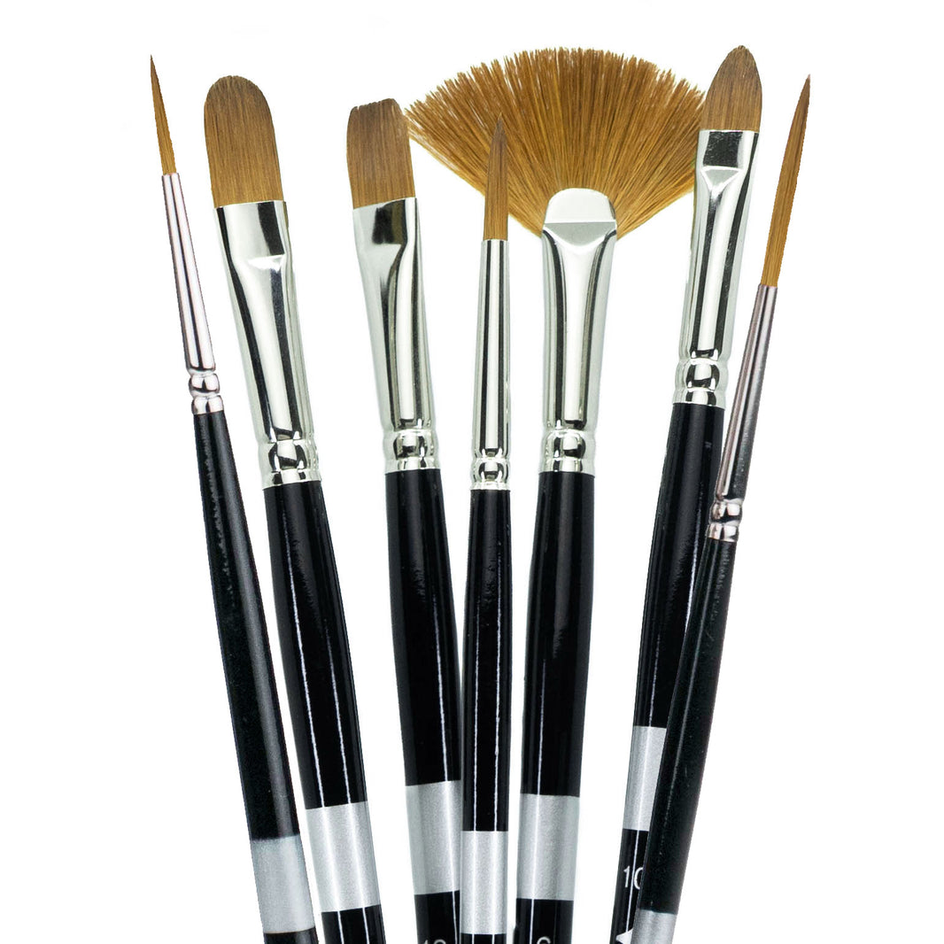 Differences Between Natural & Synthetic Brushes | Learn More